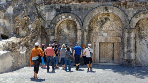 טיול מהנה ובלתי נשכח לגמלאי באר יעקב: שלושה ימים של טבע, תרבות והנאה בגונן - חדשות באר יעקב ברמלוד נט