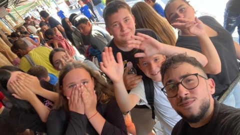 לוד כבשה את הלונה פארק: 400 בני נוער מהעיר ביום כיף בתל אביב - חדשות לוד ברמלוד נט