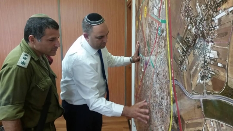 ראש העיר לוד לראש השב"כ החדש: "הגיע הזמן לרתום את שירות הביטחון הכללי למאבק באלימות הגואה מבפנים" - חדשות לוד ברמלוד נט