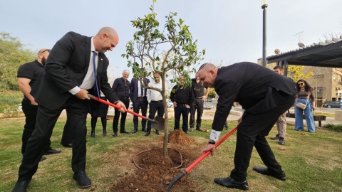 יו״ר הכנסת אמיר אוחנה בביקור ט"ו בשבט חגיגי בלוד - חדשות לוד ברמלוד נט